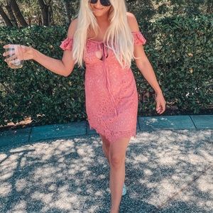 Pink Lace Dress ☀️